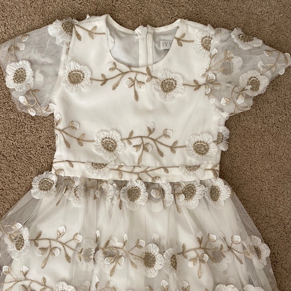 Ivy City Co Other - Ivy C mini White and Gold Dress